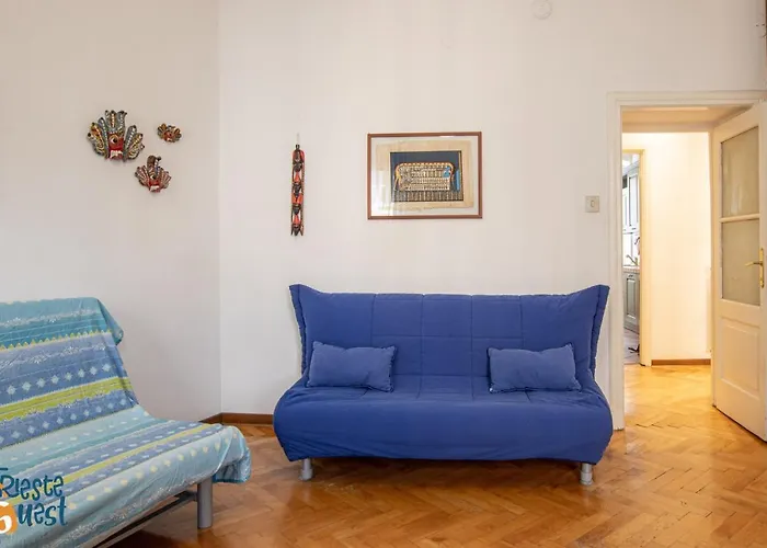 Apartment The Triangle Square X4 Trieste